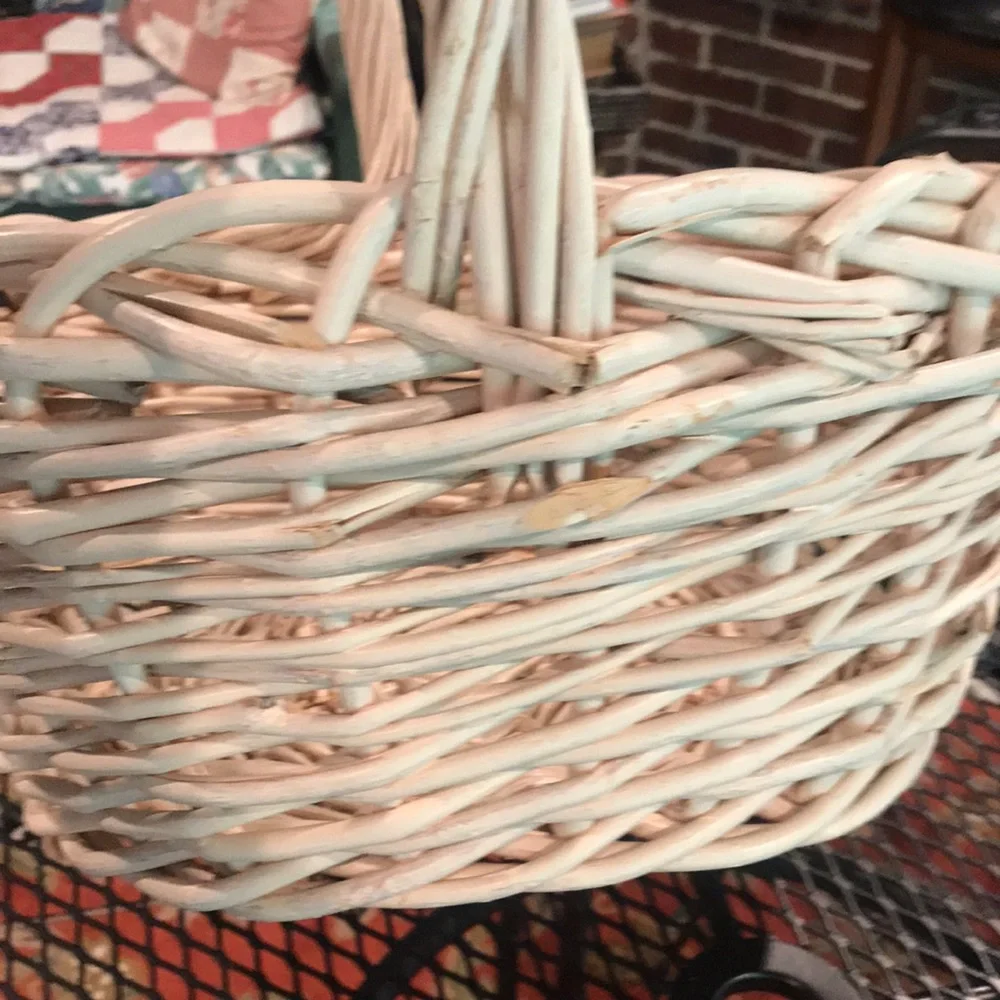 White Basket Large Sturdy Handle